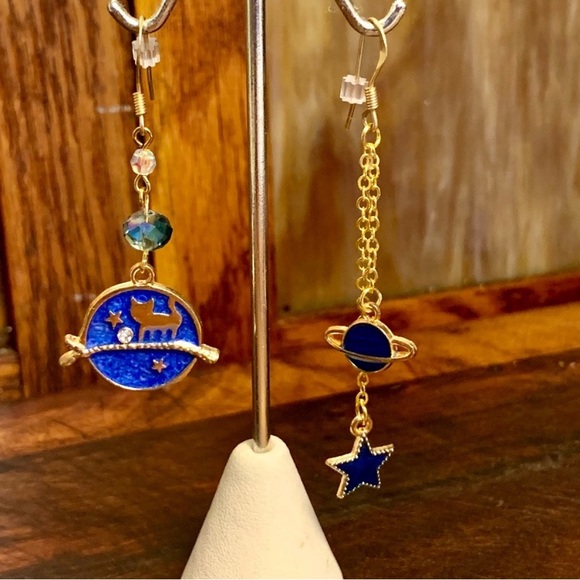 The Moon And The Stars Mixed Match Dangling Hoop Earrings - Picture 3 of 5